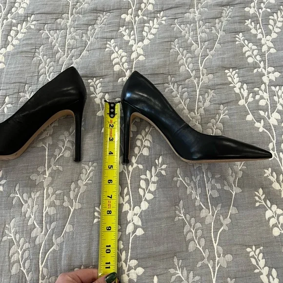 Shoes/ Heels/ Pumps, brand Vince Camuto, size 10, color black - Picture 9 of 15